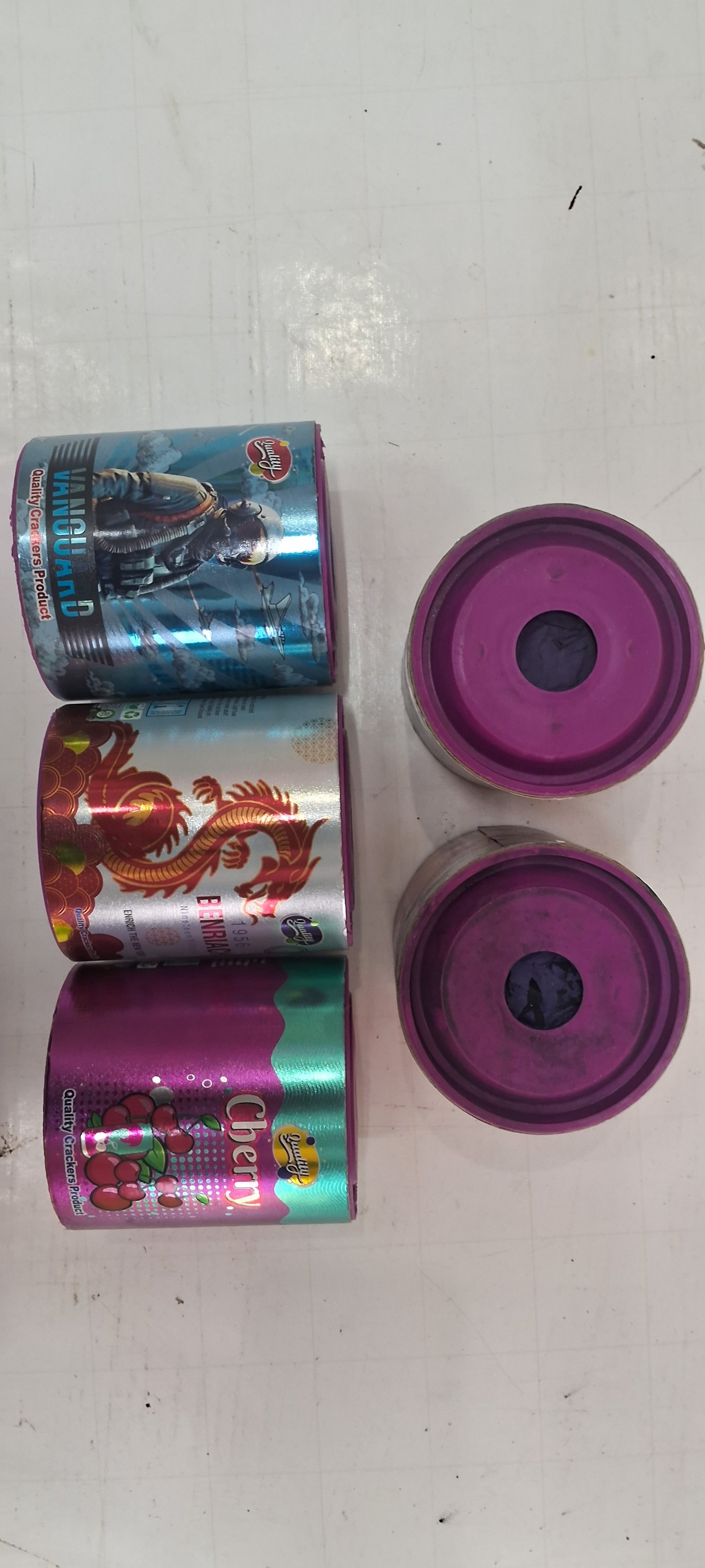 5" Water Queen Tin Shower